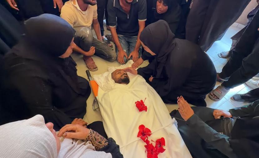 جنود الاحتلال يقتلون فلسطينياً في خان يونس