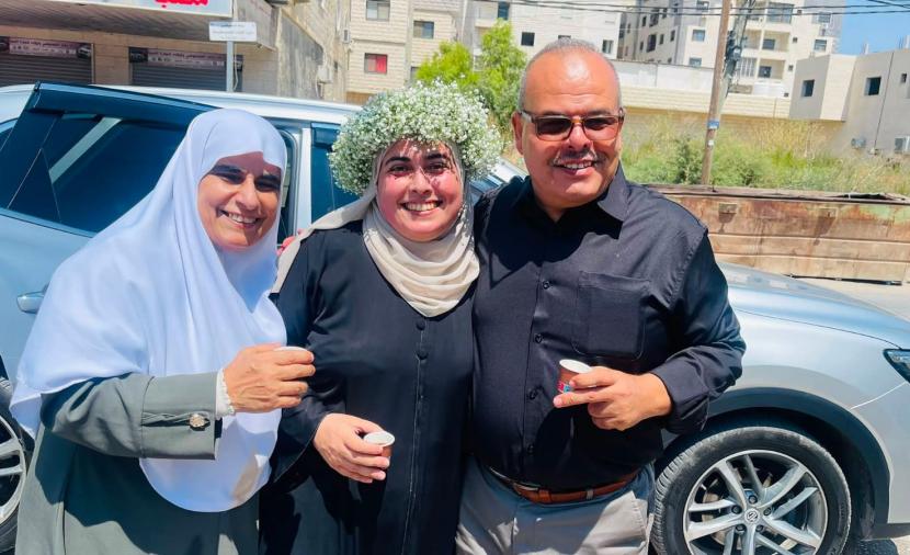 الاحتلال يفرج عن الأسيرة آية فقهاء بعد ستة أشهر اعتقال