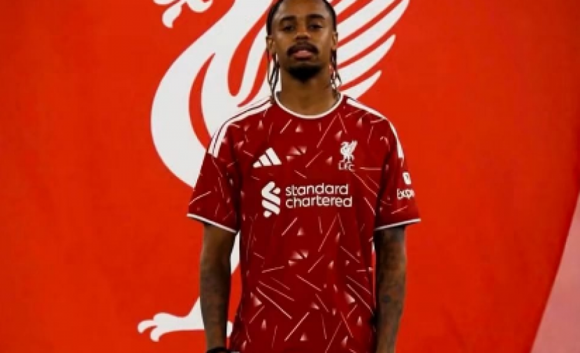 ليفربول يتعاقد مع باركولا بصفقة تاريخية