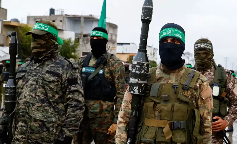 وثيقة التفاهمات تثير جدلاً حول مشروعية المقاومة الفلسطينية