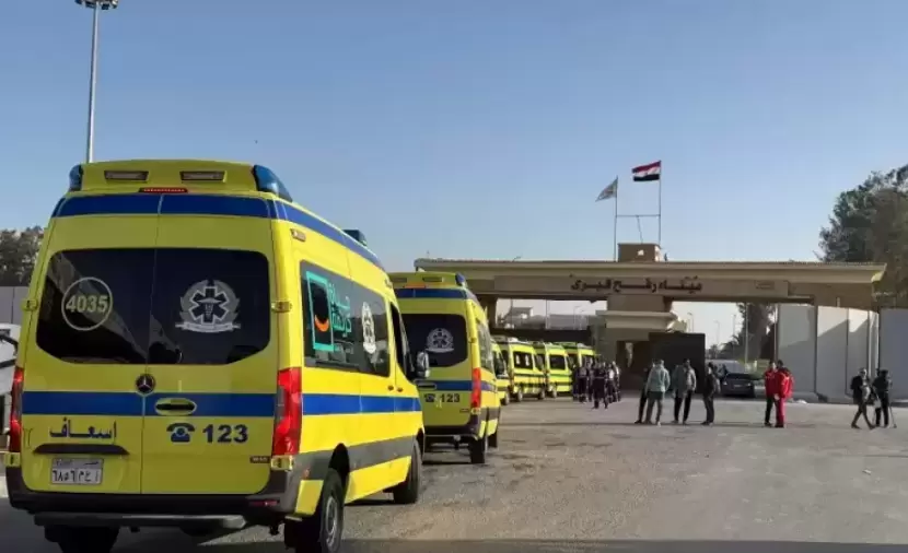 126 مريضاً ومرافقاً يغادرون غزة عبر رفح للعلاج
