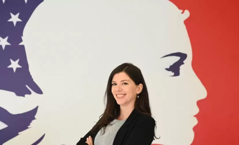 الموساد يخترق هاتف مستشارة فرنسية لشؤون الشرق الأوسط