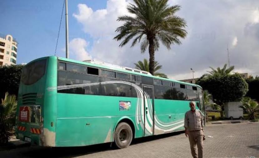مستشفى حمد بغزة يعلق خدماته الخارجية غدًا