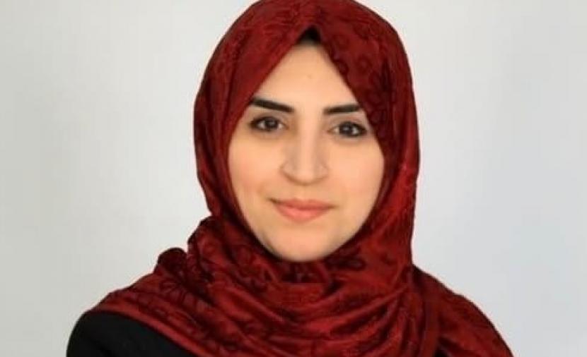 الشاعرة سمية وادي تفوز بجائزة البابطين عن قصيدة غزة
