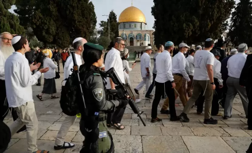 مركز حماية يحذر من اقتحامات واستفزازات في الأقصى