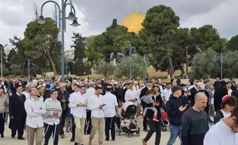 الاحتلال يغلق الأقصى 40 يوماً ويمنع الفلسطينيين من دخوله