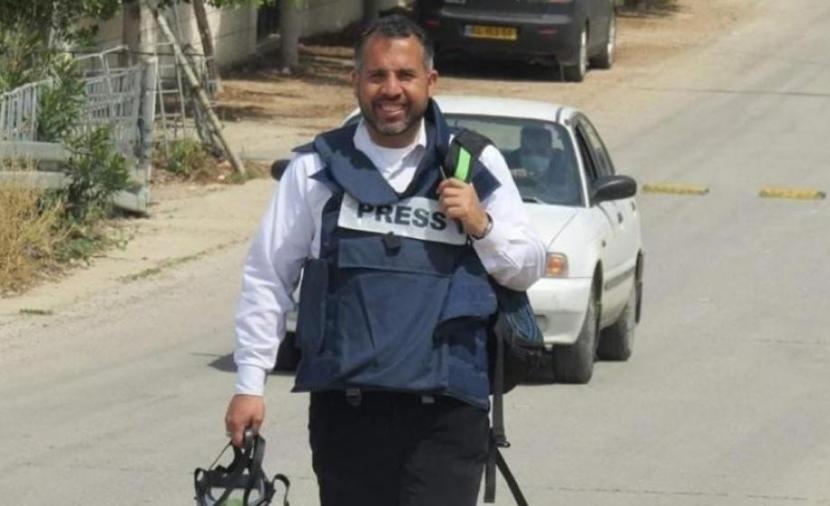 قوات الاحتلال تعتقل الناشط الفلسطيني علاء الريماوي من رام الله