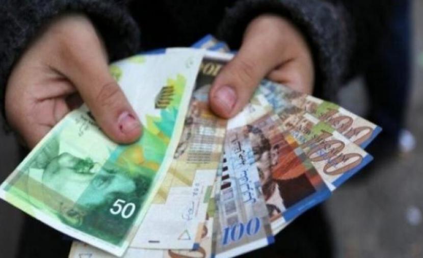 الغرفة التجارية بغزة تدعو للدمج بين الدفع الإلكتروني والنقدي