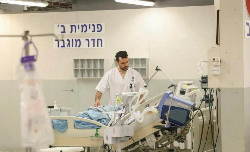 أطباء إسرائيليون يغادرون المستشفيات وسط أزمة طبية متفاقمة