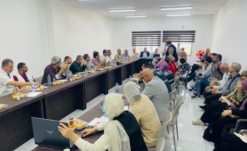 وزارة الصحة تقيّم برنامج تطعيمات الأطفال بغزة