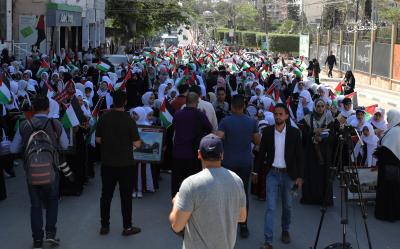 مسير قرآني لـ800 حافظة للقرآن الكريم شوارع مدينة غزة (27).jpg