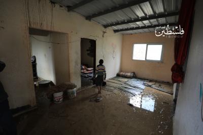 غرق البيوت عقب فتح الاحتلال السدود شرق غزة تزامناً مع المنخفض الجوي الأخير (11).jpeg