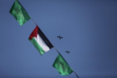 الجوقة العسكرية في إحياء مهرجان انطلاقة رحكة حماس 35 (4)