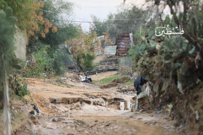 غرق البيوت عقب فتح الاحتلال السدود شرق غزة تزامناً مع المنخفض الجوي الأخير (8).jpeg