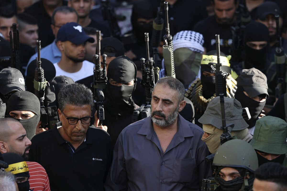 فتحي خازم والد منفذ العملية الفدائية في شارع ديزنغوف بتل أبيب