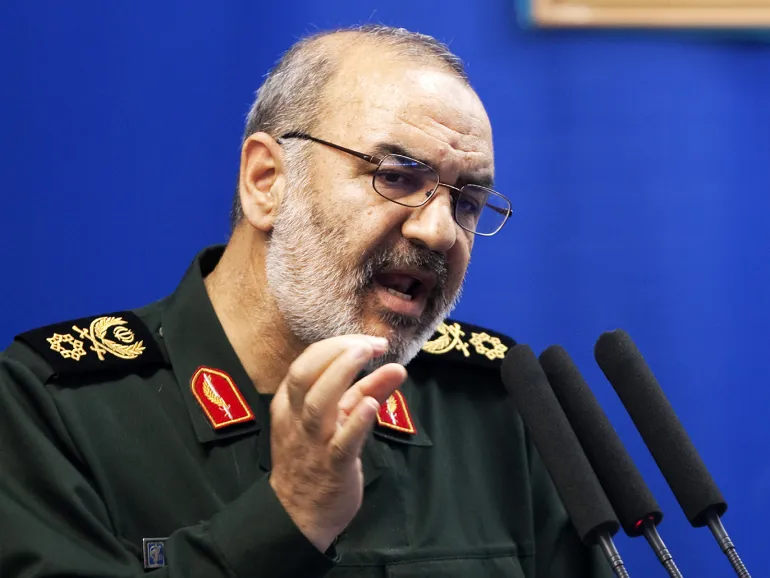 إسرائيل تغتال قائد الحرس الثوري وعددا من علماء الذرة في هجوم على العاصمة الإيرانية