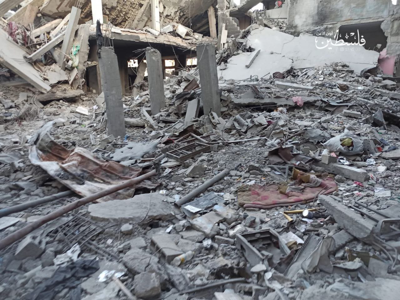 بالصور مخيم الشاطئ.. بين الركام والحياة وصمود لا يقهر في وجه التهجير