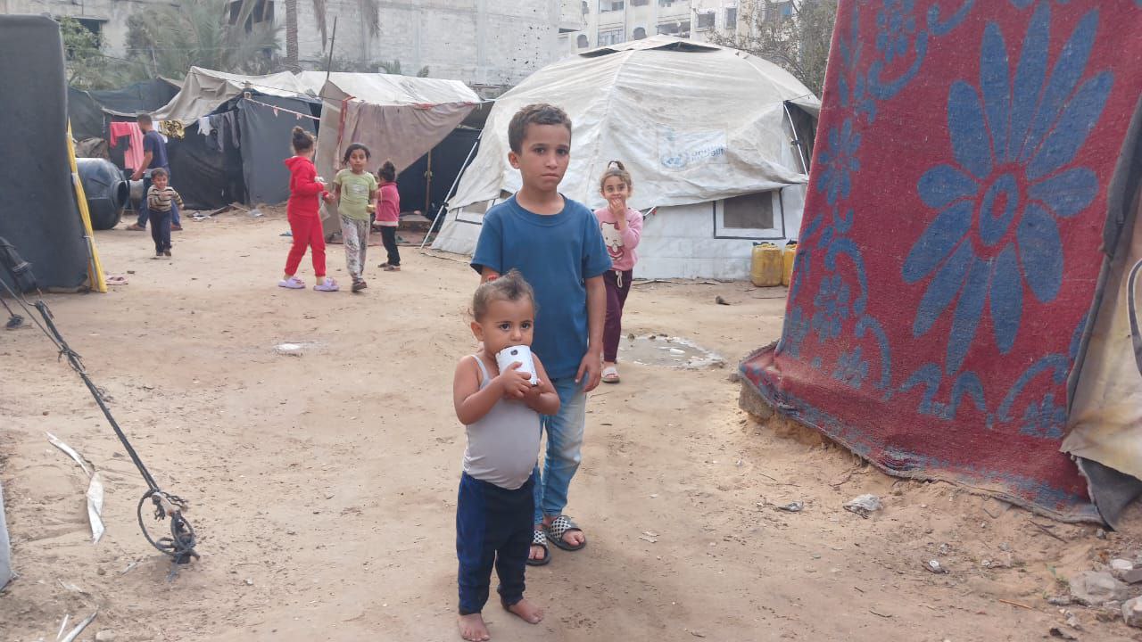 شتاء ثالث بلا مأوى.. نازحو غزة يواجهون البرد بخيام ممزقة